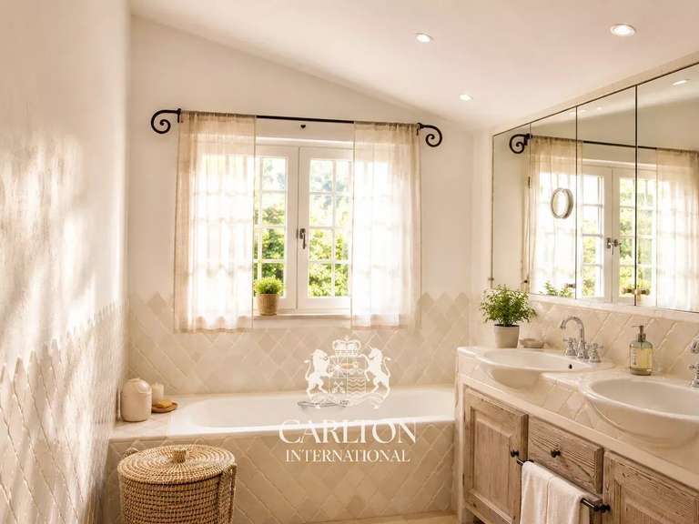 Property with Sea view Saint-Paul-de-Vence - 5 bedrooms - 246m²