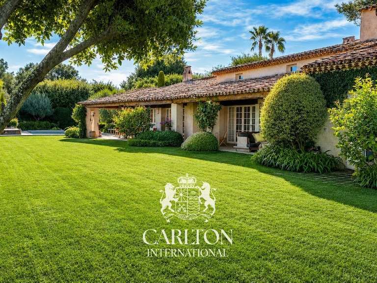 Property with Sea view Saint-Paul-de-Vence - 5 bedrooms - 246m²