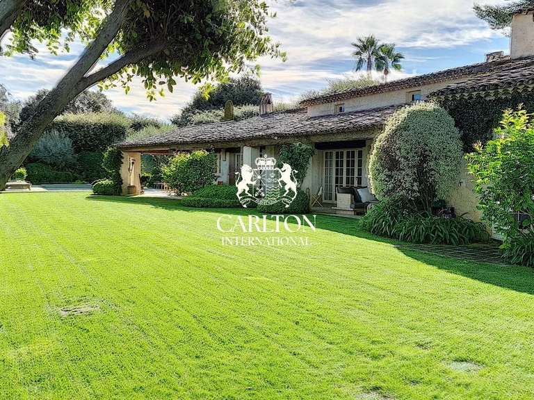 Property with Sea view Saint-Paul-de-Vence - 5 bedrooms - 246m²