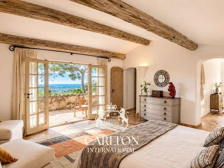 Property with Sea view Saint-Paul-de-Vence - 5 bedrooms - 246m²