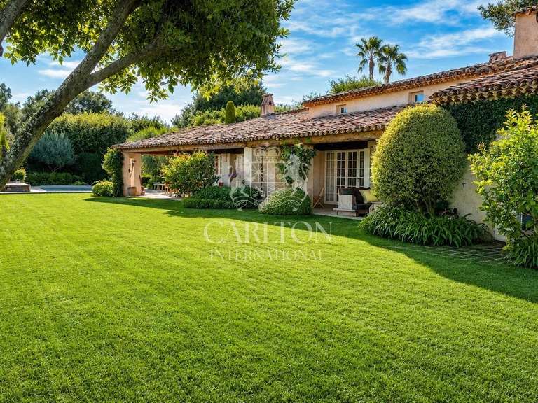 Property with Sea view Saint-Paul-de-Vence - 5 bedrooms - 246m²