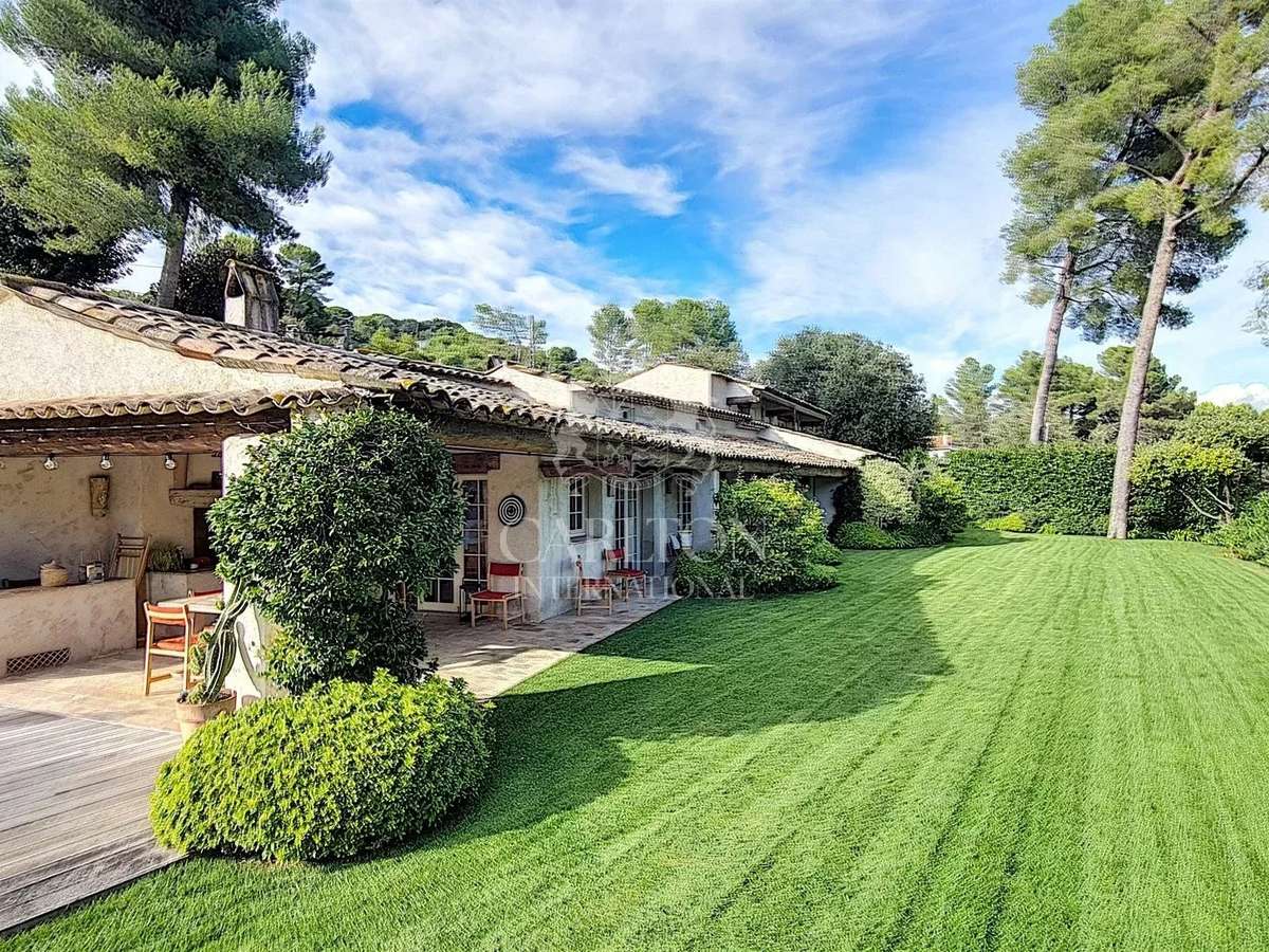 Property Saint-Paul-de-Vence