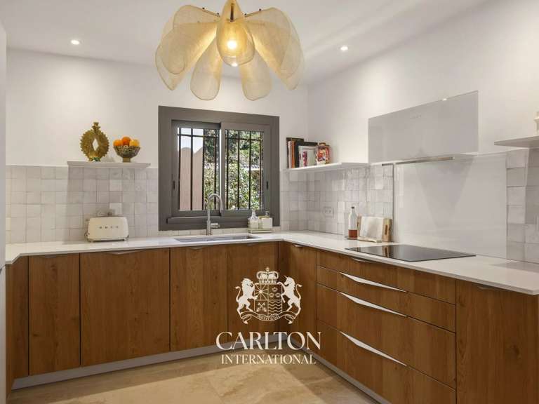 Propriété Saint-Paul - 5 chambres - 230m²