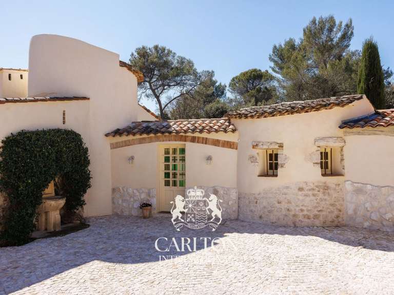 Propriété Saint-Paul - 5 chambres - 230m²