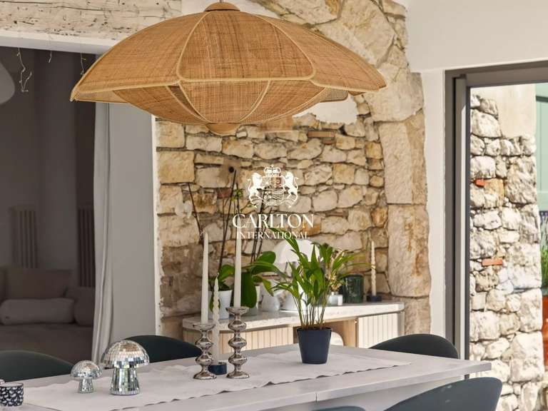 Property Saint-Paul-de-Vence - 5 bedrooms - 230m²