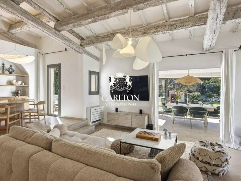 Property Saint-Paul-de-Vence - 5 bedrooms - 230m²