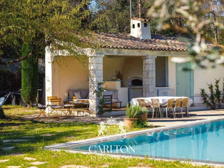 Property Saint-Paul-de-Vence - 5 bedrooms - 230m²