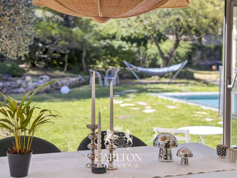 Property Saint-Paul-de-Vence - 5 bedrooms - 230m²