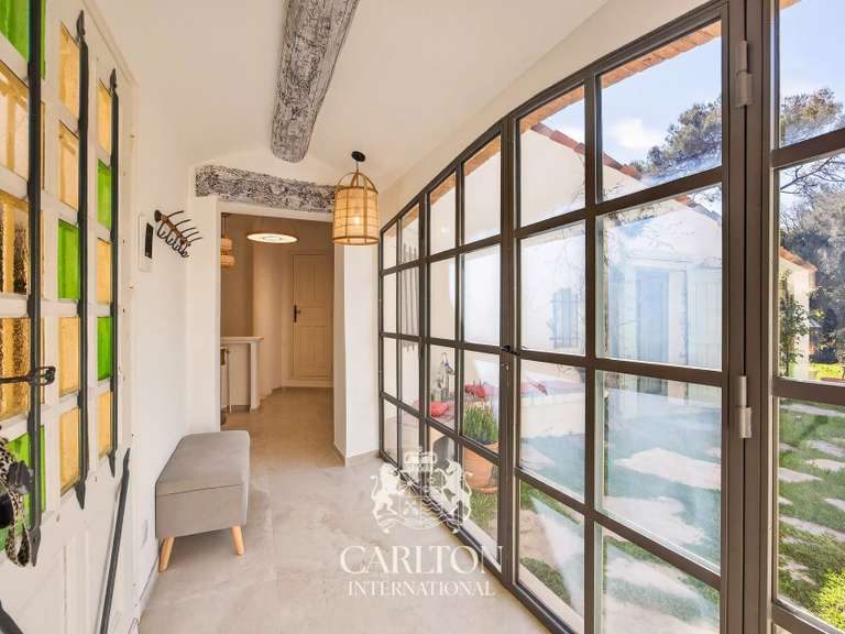 Property Saint-Paul-de-Vence - 5 bedrooms - 230m²