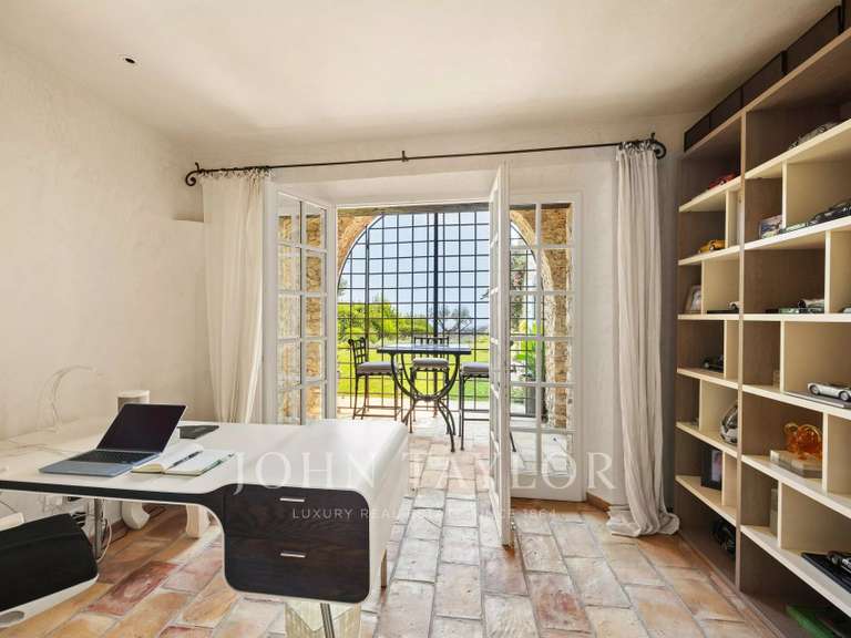 Propriété Saint-Paul - 6 chambres - 317m²