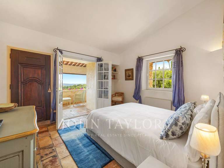 Propriété Saint-Paul - 6 chambres - 317m²