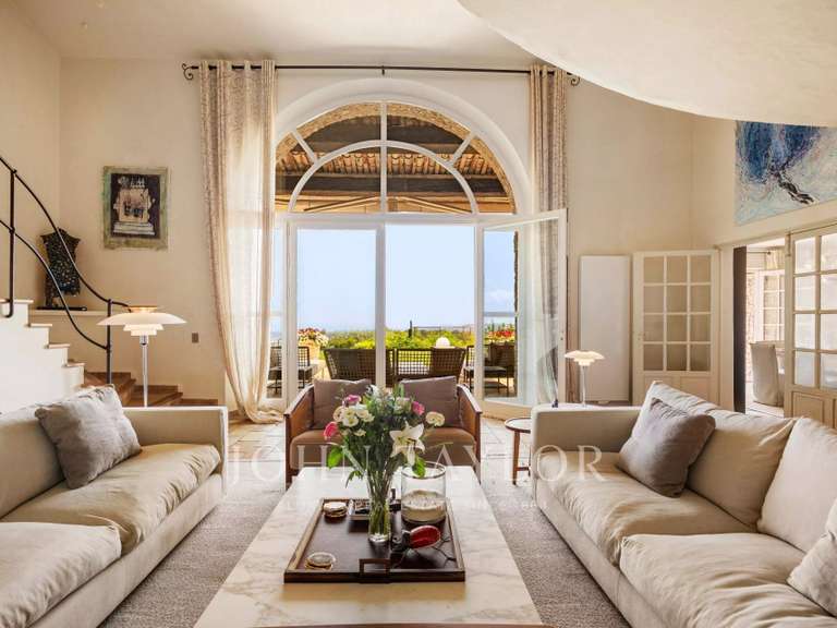 Propriété Saint-Paul - 6 chambres - 317m²