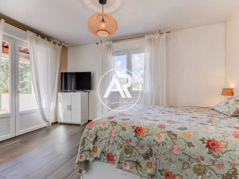 Villa Saint-Paul-de-Vence - 3 bedrooms - 139m²