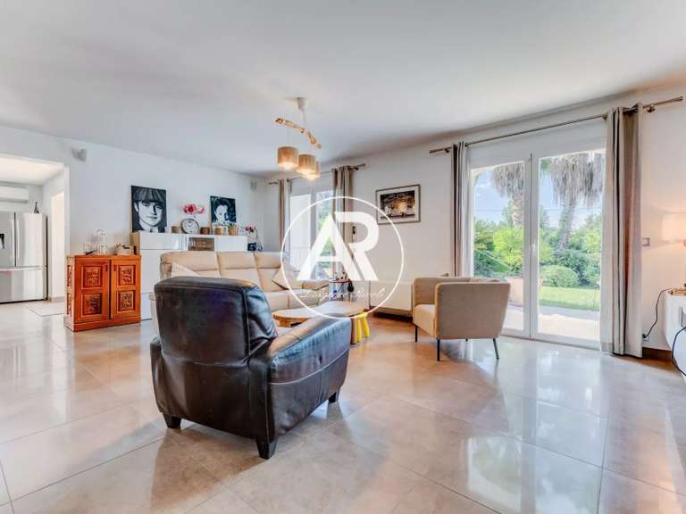 Villa Saint-Paul-de-Vence - 3 bedrooms - 139m²