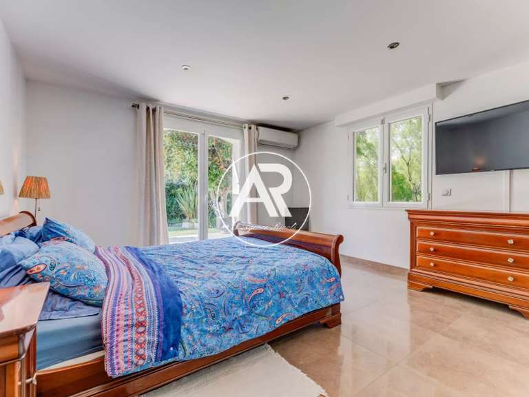 Villa Saint-Paul-de-Vence - 3 bedrooms - 139m²