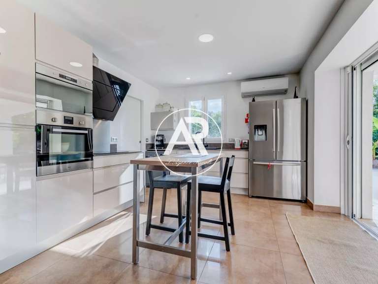 Villa Saint-Paul-de-Vence - 3 bedrooms - 139m²