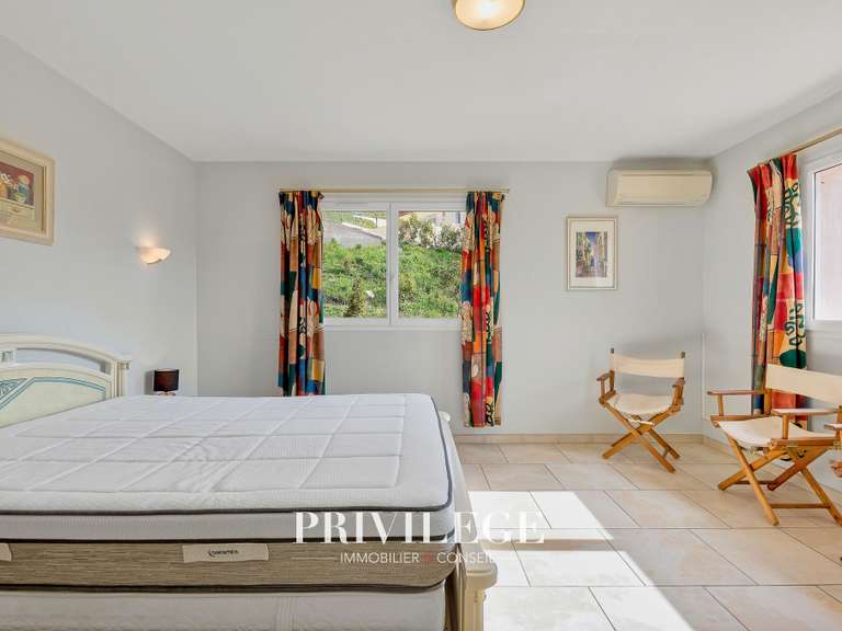 Villa Saint-Paul - 6 chambres - 240m²