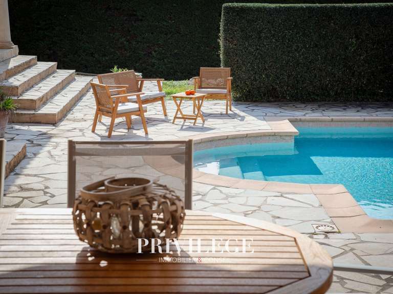 Villa Saint-Paul - 6 chambres - 240m²