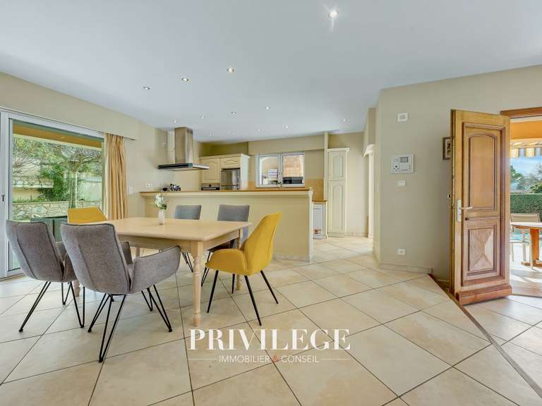 Villa Saint-Paul - 6 chambres - 240m²