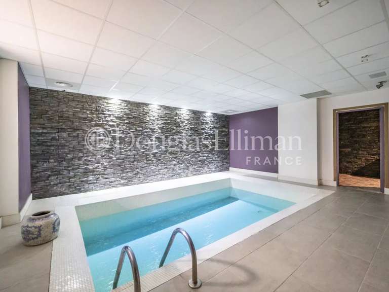 Villa Saint-Paul - 3 chambres - 450m²