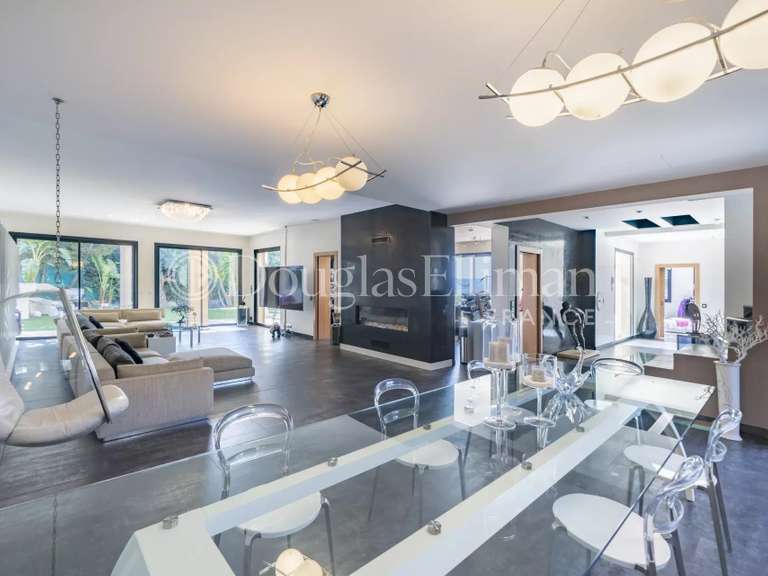Villa Saint-Paul - 3 chambres - 450m²