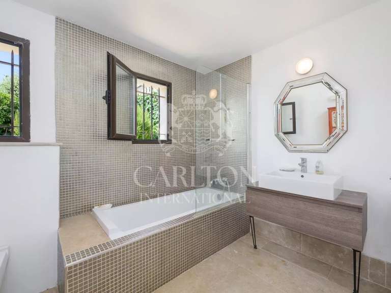 Villa Saint-Paul - 4 chambres - 360m²