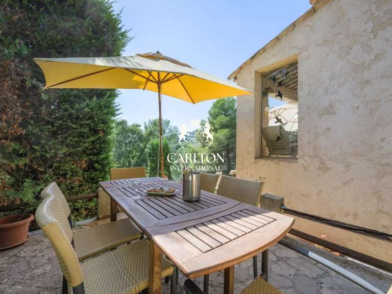 Villa Saint-Paul-de-Vence - 4 bedrooms - 176m²