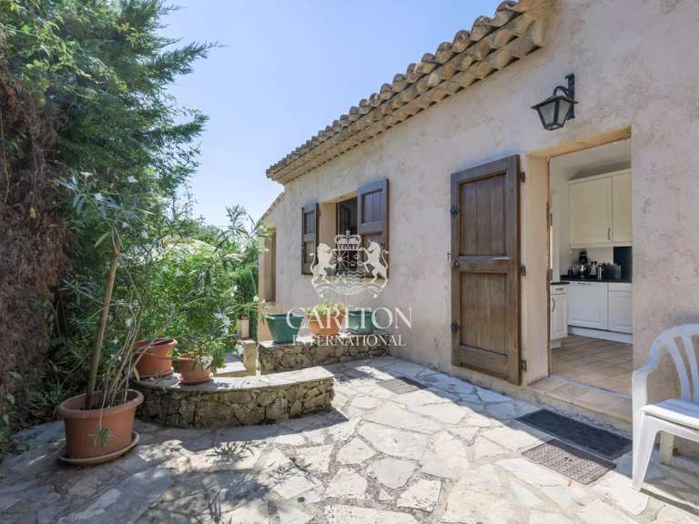 Villa Saint-Paul-de-Vence - 3 bedrooms - 176m²