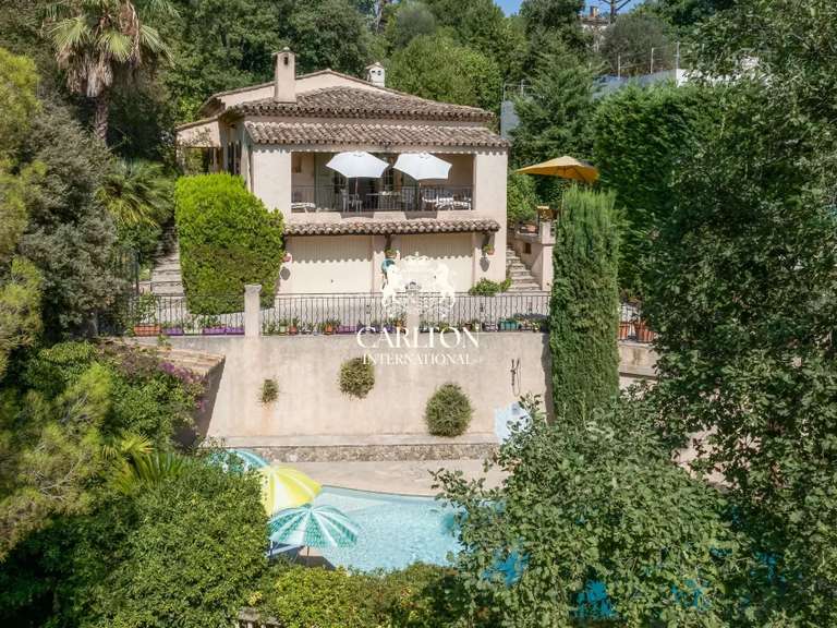 Villa Saint-Paul-de-Vence - 4 bedrooms - 176m²