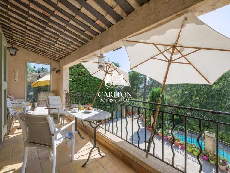 Villa Saint-Paul-de-Vence - 4 bedrooms - 176m²