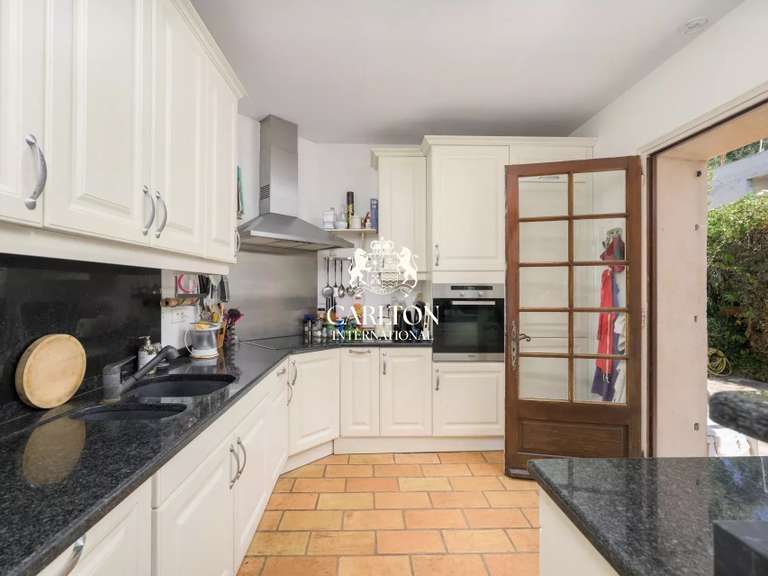 Villa Saint-Paul-de-Vence - 4 bedrooms - 176m²