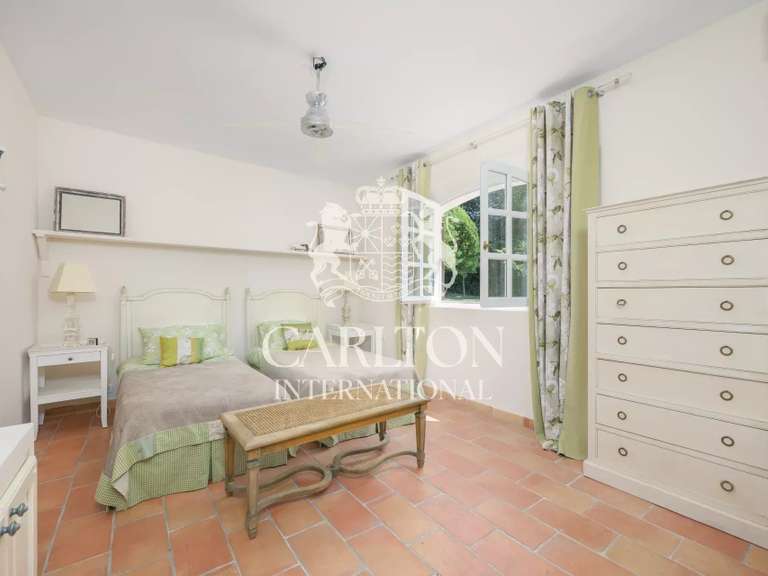 Villa Saint-Paul - 5 chambres - 403m²