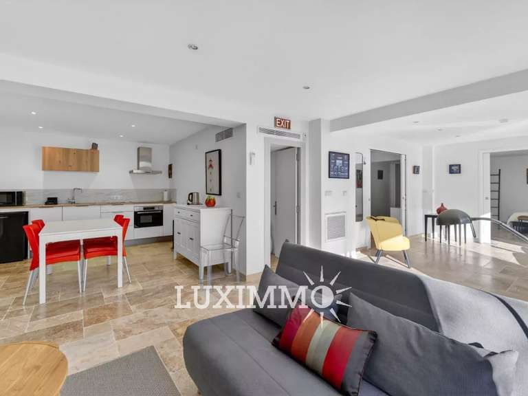 Villa Saint-Paul-de-Vence - 5 bedrooms - 262m²