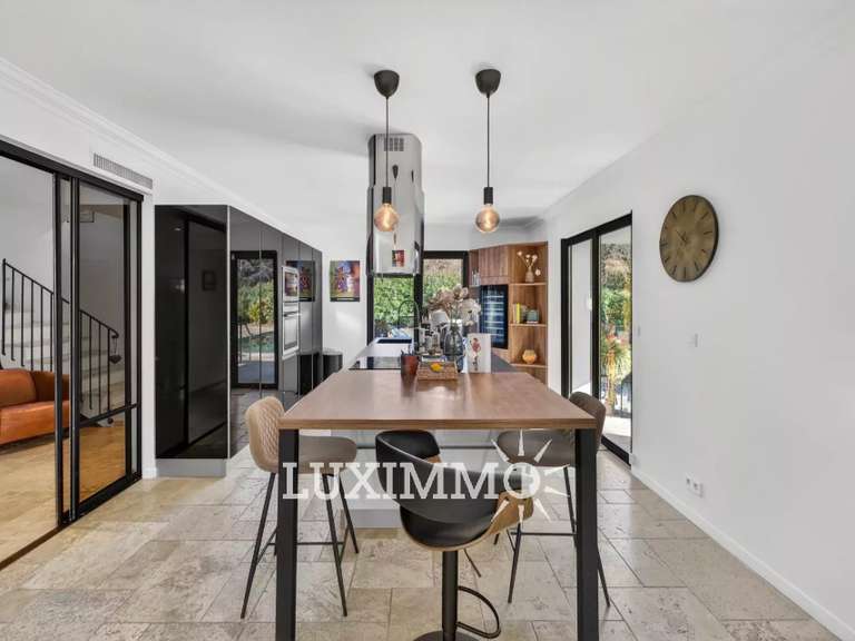 Villa Saint-Paul-de-Vence - 5 bedrooms - 262m²