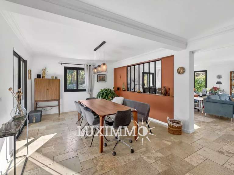 Villa Saint-Paul-de-Vence - 5 bedrooms - 262m²