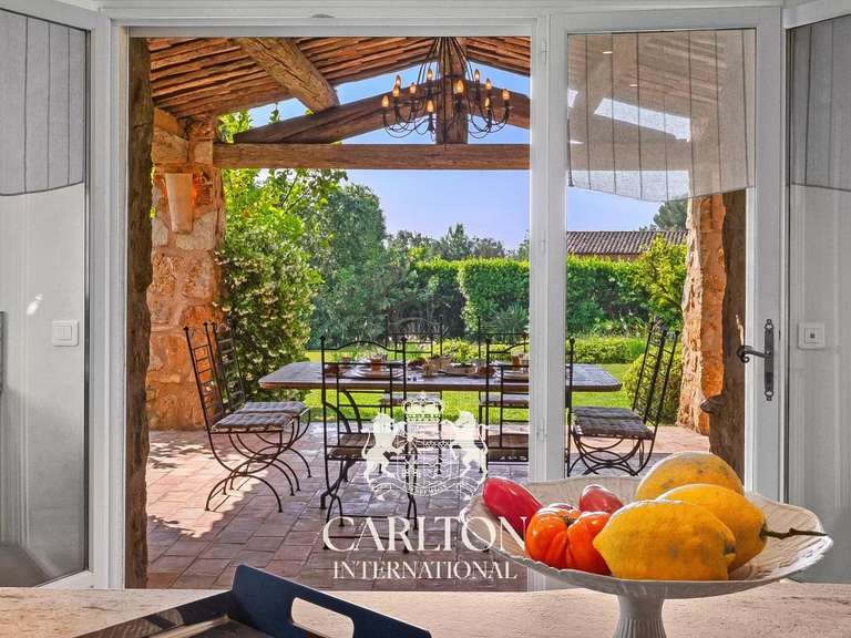 Villa with Sea view Saint-Paul-de-Vence - 5 bedrooms - 260m²