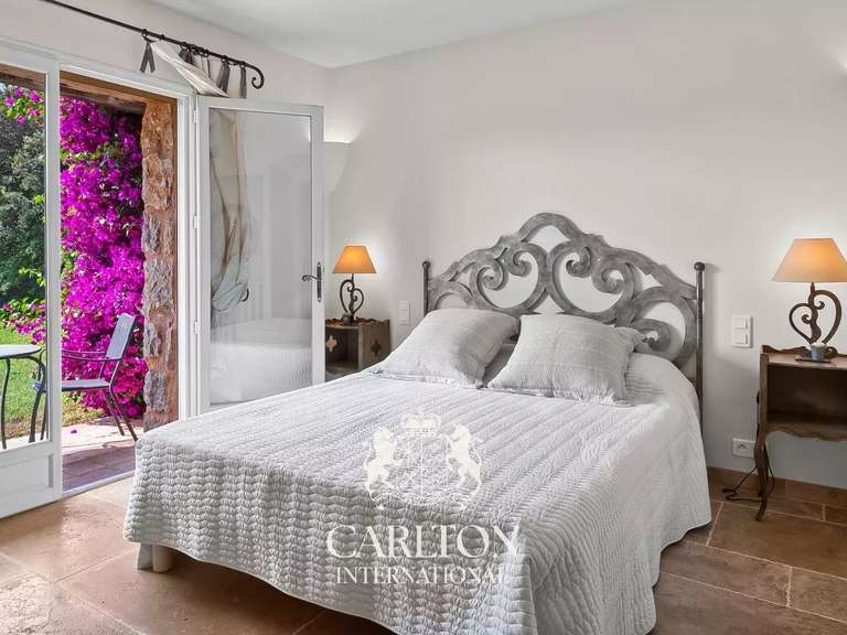 Villa with Sea view Saint-Paul-de-Vence - 5 bedrooms - 260m²