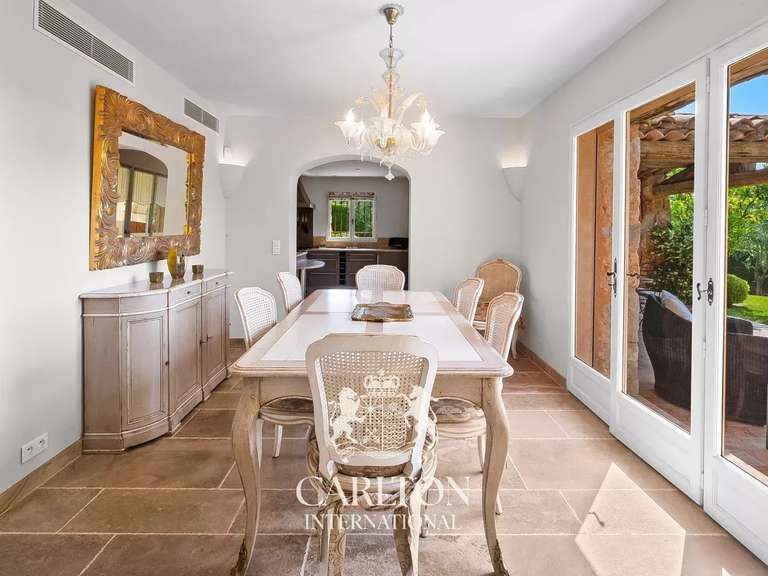 Villa with Sea view Saint-Paul-de-Vence - 5 bedrooms - 260m²
