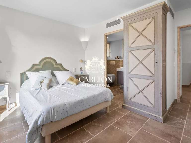 Villa with Sea view Saint-Paul-de-Vence - 5 bedrooms - 260m²