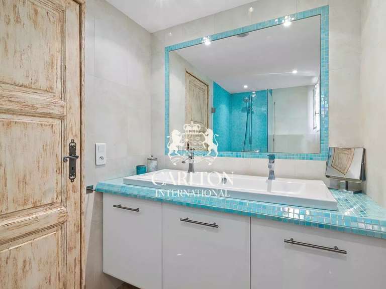 Villa with Sea view Saint-Paul-de-Vence - 5 bedrooms - 260m²