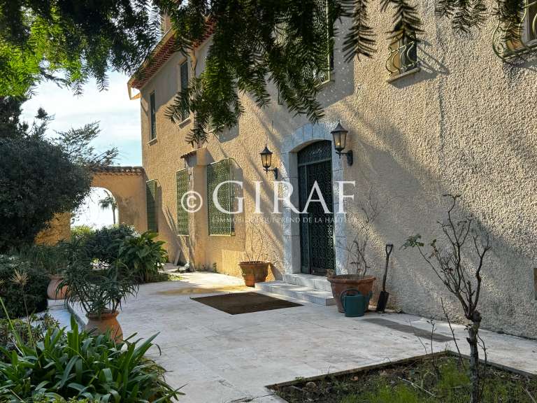 Villa Saint-Paul-de-Vence - 6 bedrooms - 350m²