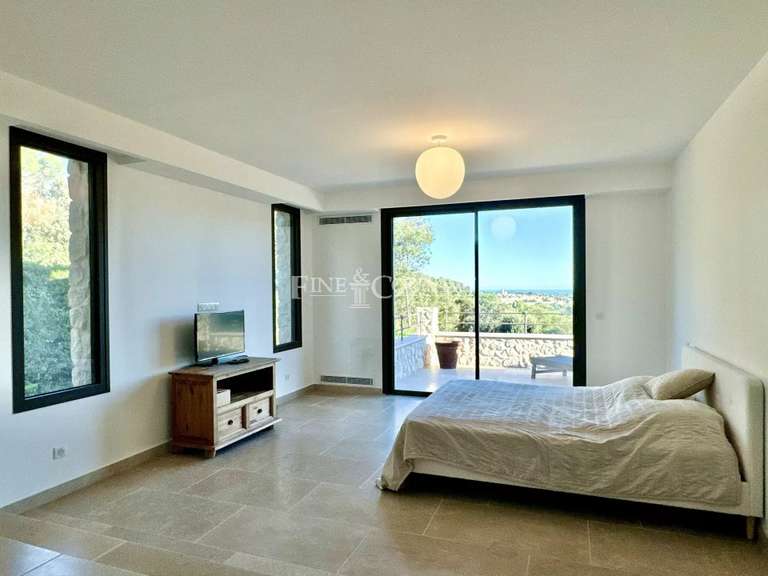 Villa Saint-Paul-de-Vence - 5 bedrooms - 295m²