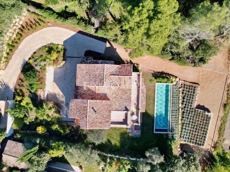 Villa Saint-Paul-de-Vence - 5 bedrooms - 295m²