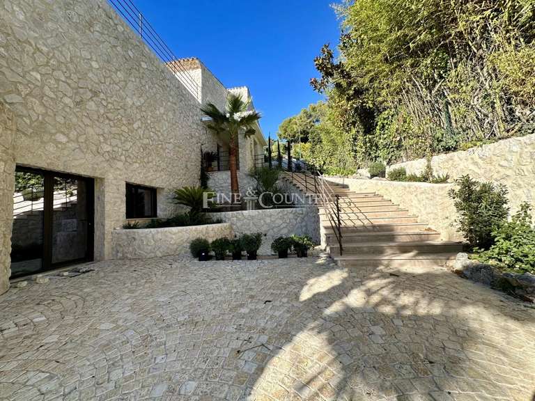 Villa Saint-Paul-de-Vence - 5 bedrooms - 260m²