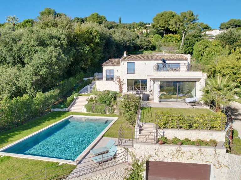 Villa Saint-Paul-de-Vence - 5 bedrooms - 260m²