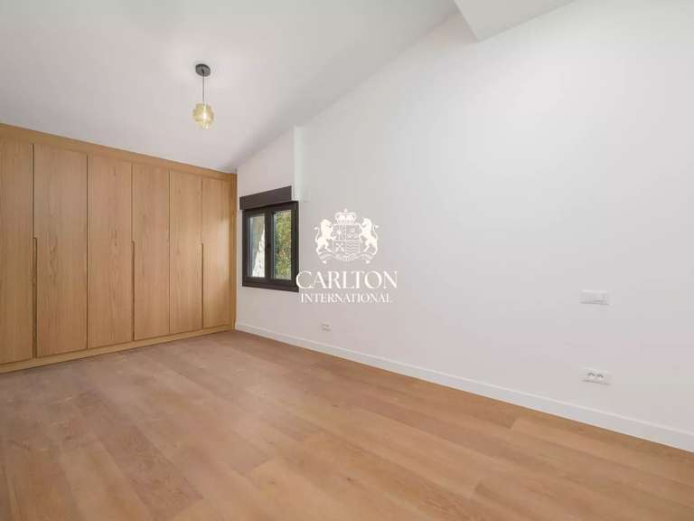 Villa with Sea view Saint-Paul-de-Vence - 5 bedrooms - 300m²