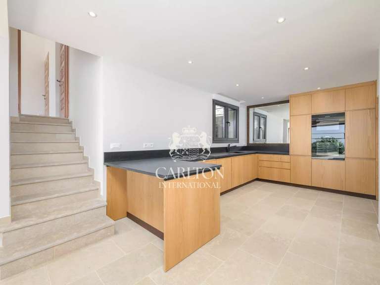 Villa with Sea view Saint-Paul-de-Vence - 5 bedrooms - 300m²