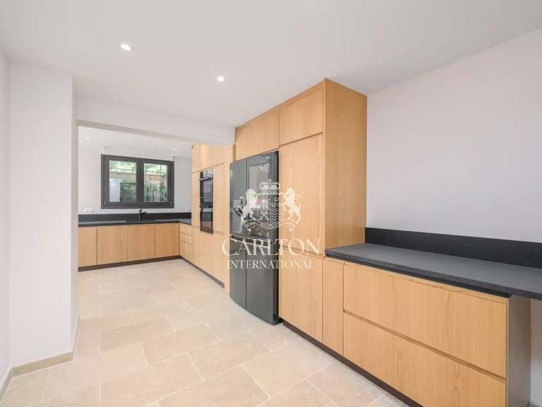 Villa with Sea view Saint-Paul-de-Vence - 5 bedrooms - 300m²