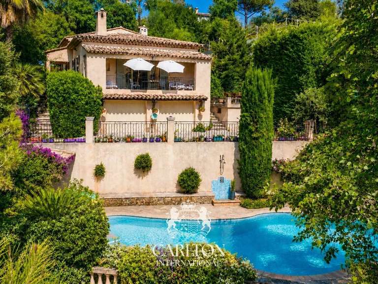 Villa Saint-Paul-de-Vence - 3 bedrooms - 176m²