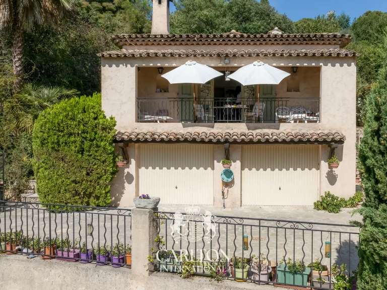 Villa Saint-Paul-de-Vence - 3 bedrooms - 176m²